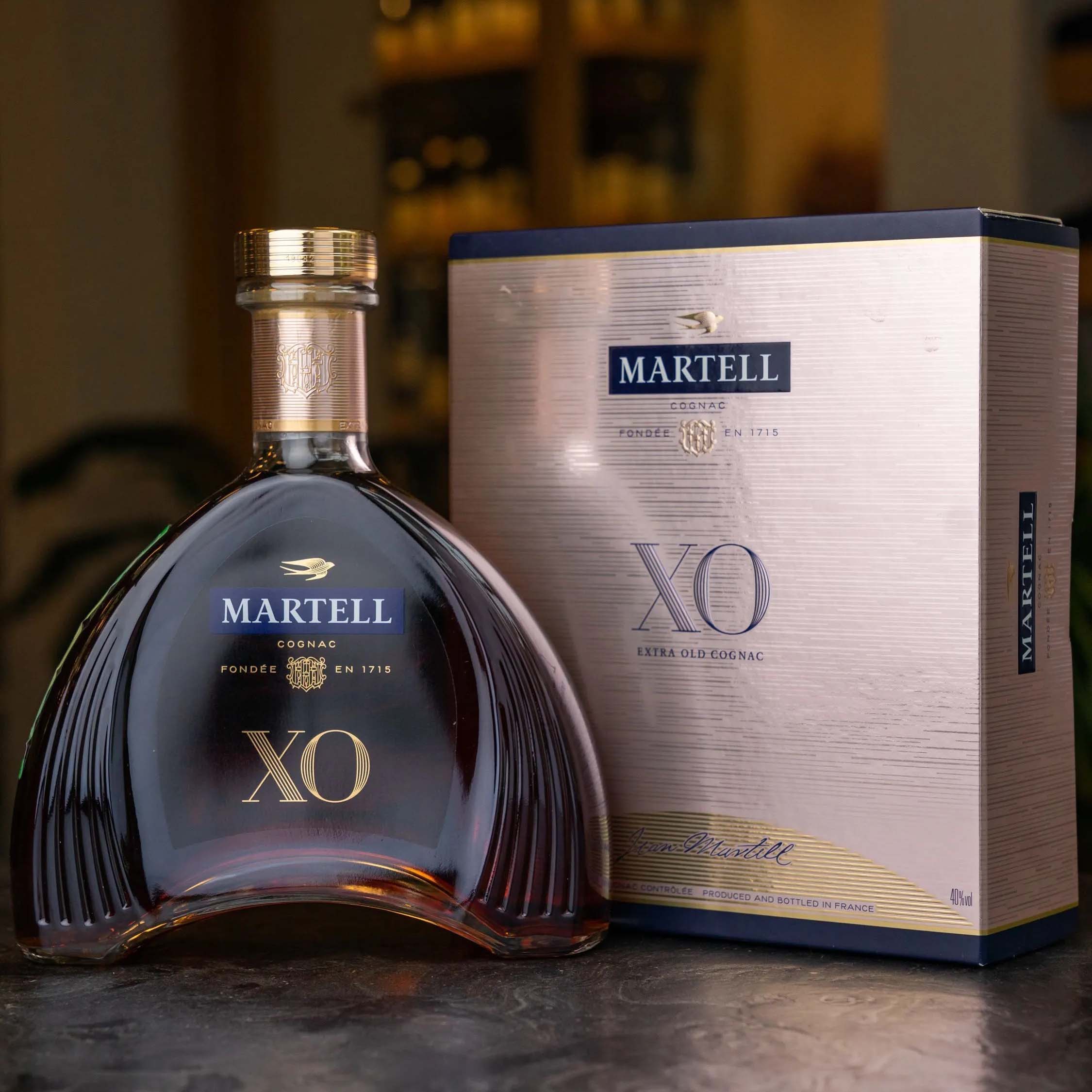 Коньяк Martell XO 0,7 л 40% в подарочной упаковке купить