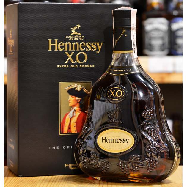 Коньяк Hennessy XO 20 лет выдержки 0,7 л 40% в подарочной упаковке купить