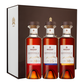 Набор бренди армянский Ararat Independence 20, 25, 30 лет 3× 0,2л 40%