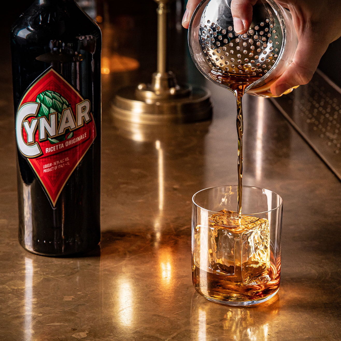 Ликер Артишоковый Cynar 0,7л 16,50% купить