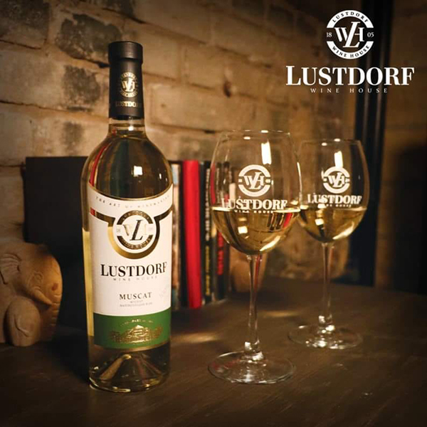 Вино Lustdorf Muscat біле напівсолодке 0,75л 9-13% в Україні