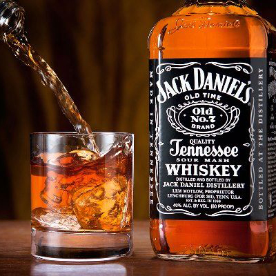 Виски Jack Daniel's с металлической коробкой 0,7 л 40% купить