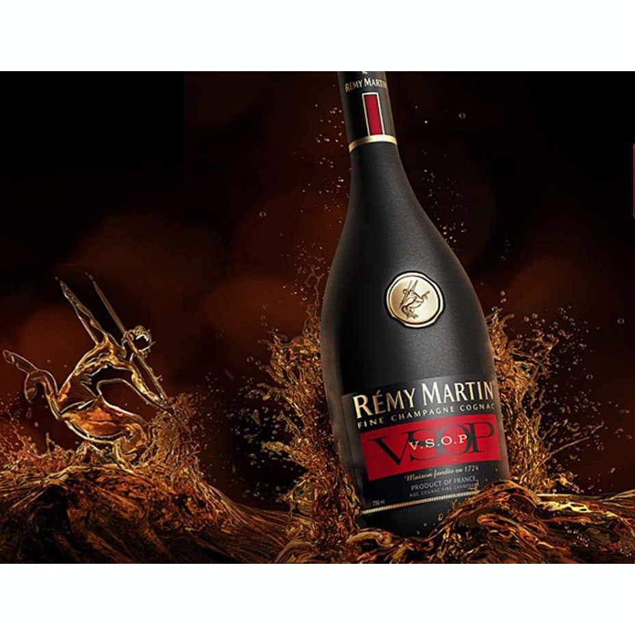 Коньяк Remy Martin VSOP 0,7 л 40% в подарочной упаковке в Украине
