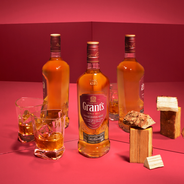 Виски бленд Grant's Triple Wood 0,7л 40% + 2 стакана купить