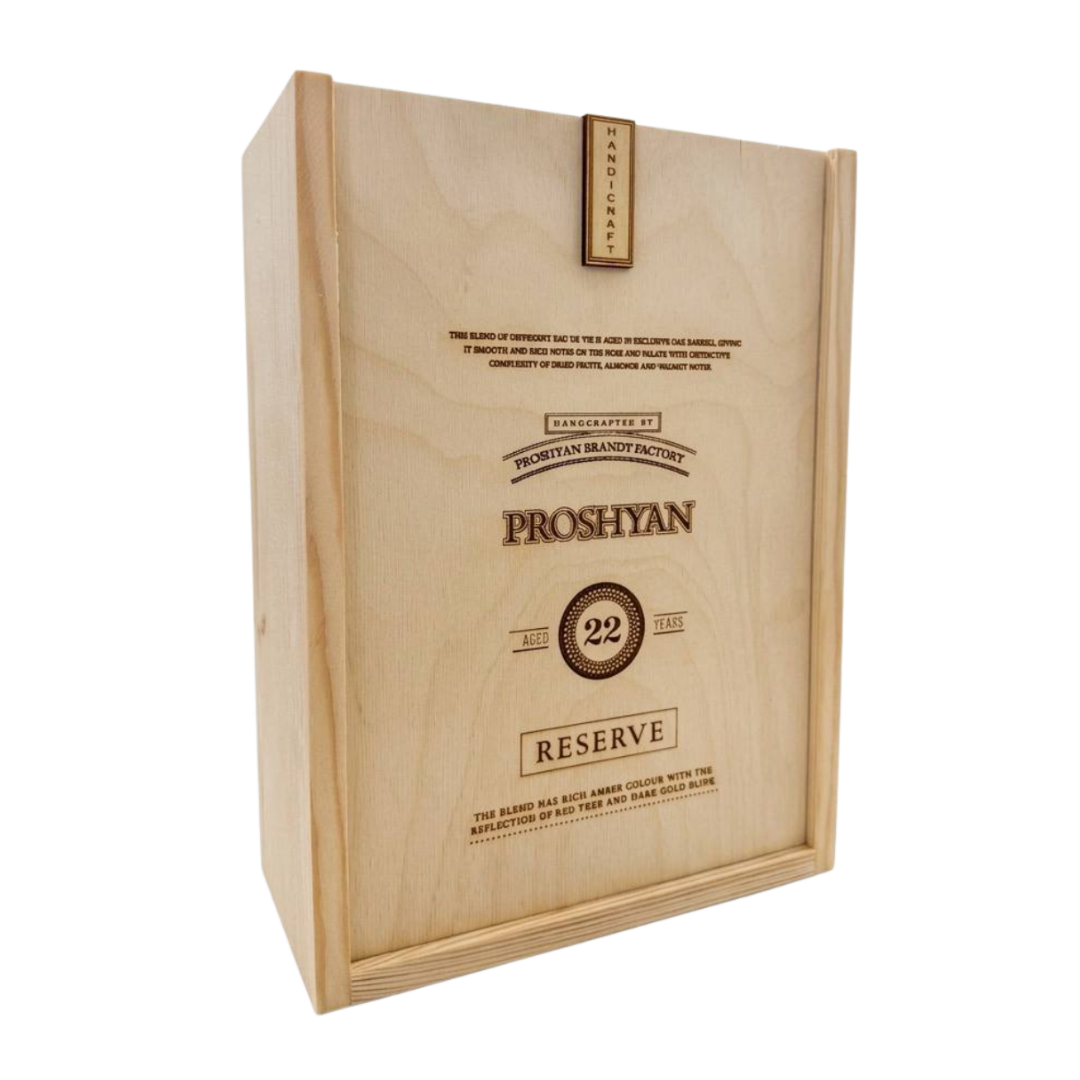 Бренди армянский Прошан 22 года 0,75л 40% с бокалами купить