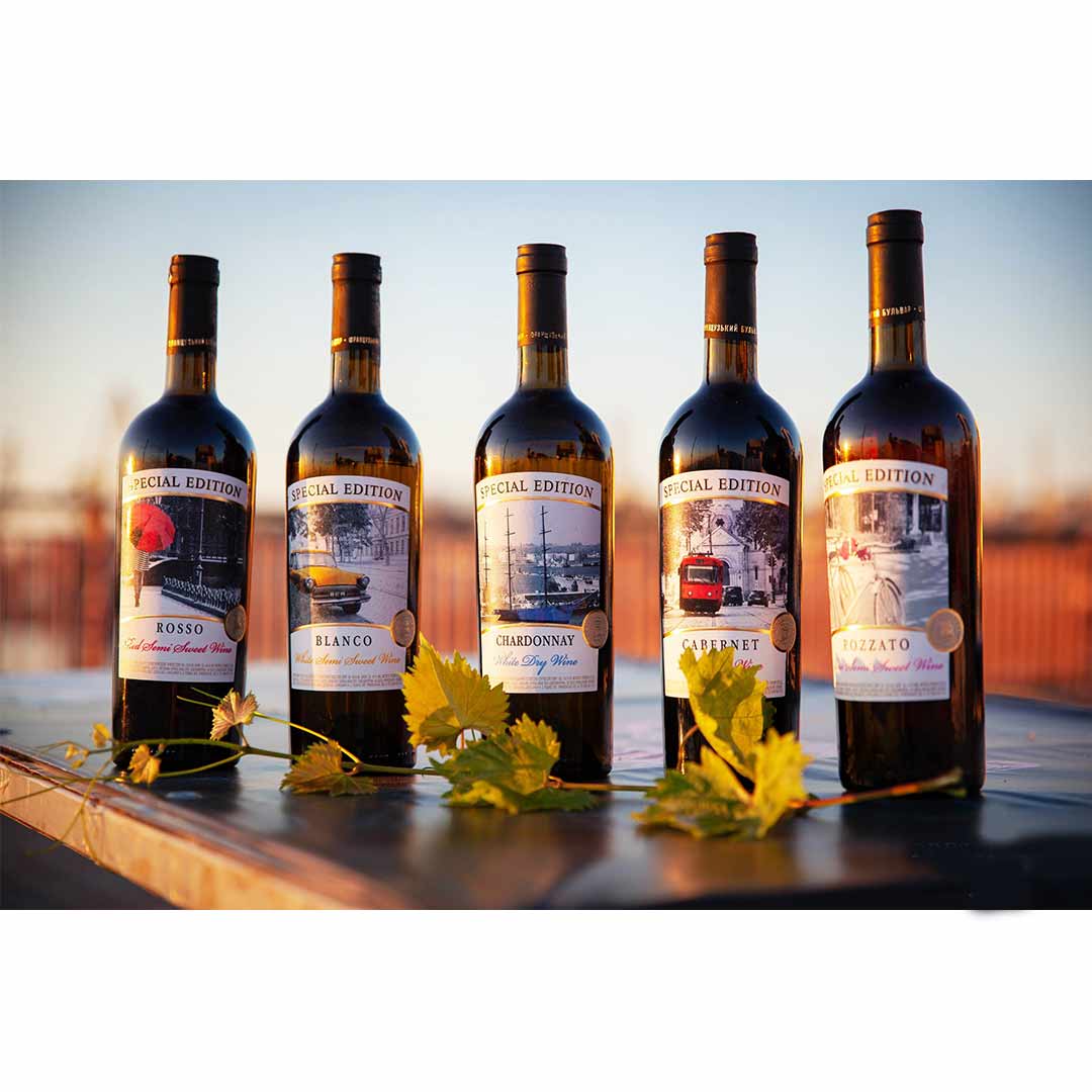 Вино Французский бульвар Chardonnay Select белое сухое 0,75л 10-13% купить