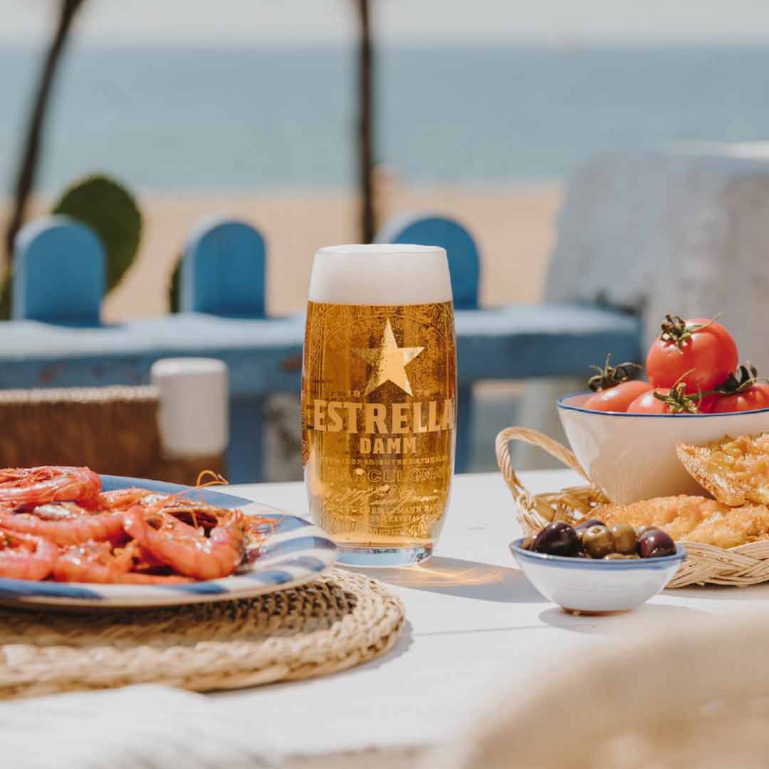 Пиво Estrella Damm Lager светлое фильтрованное 4,6% 0,5л купить