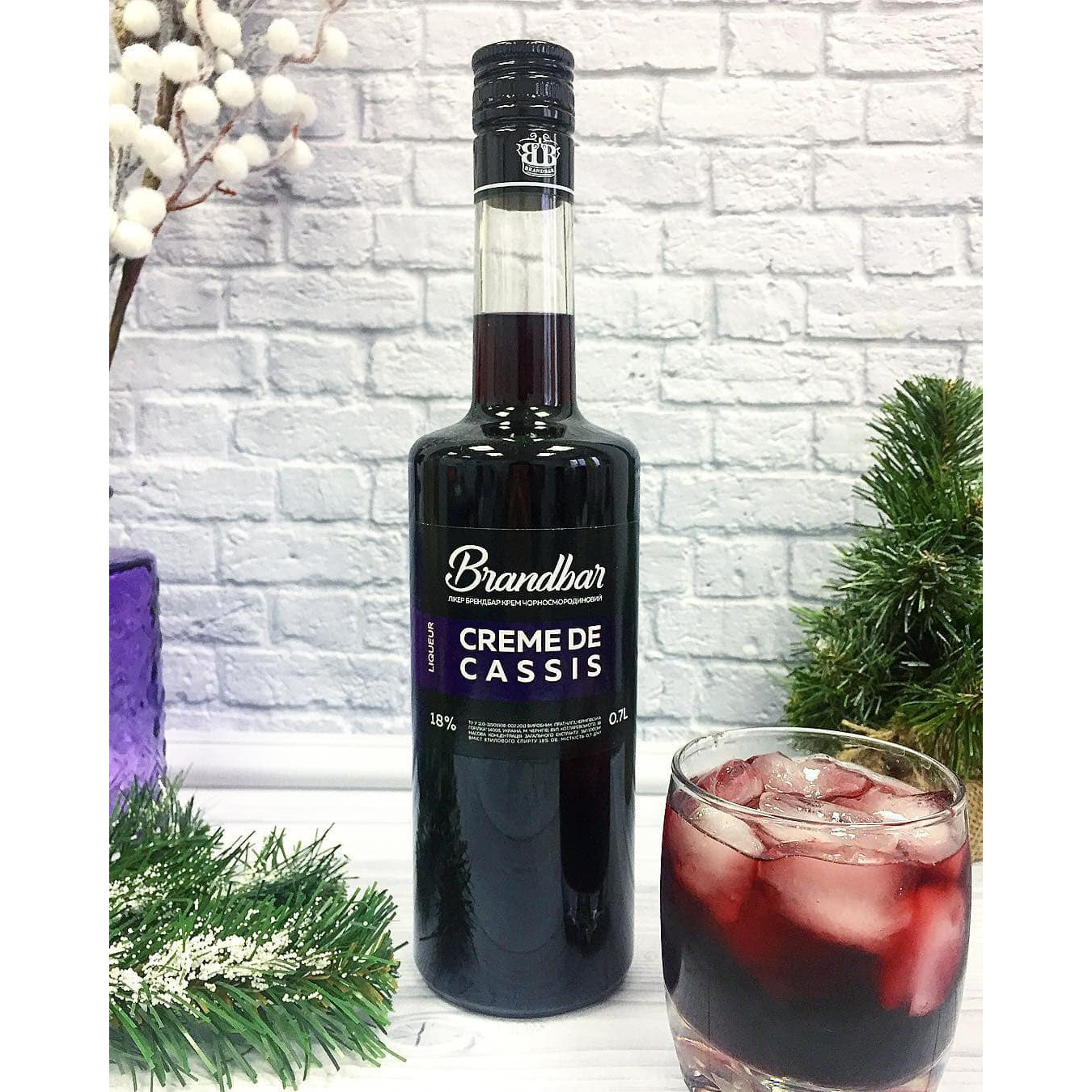 Лікер крем Brandbar Crème de Cassis 0,7л 18% купити