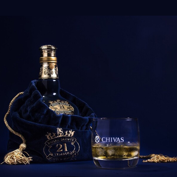 Виски Chivas Regal Royal Salute 21 год выдержки 0,7 л 40% в подарочной упаковке купить