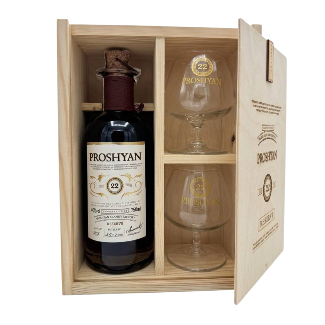 Бренди армянский Прошан 22 года 0,75л 40% с бокалами купить
