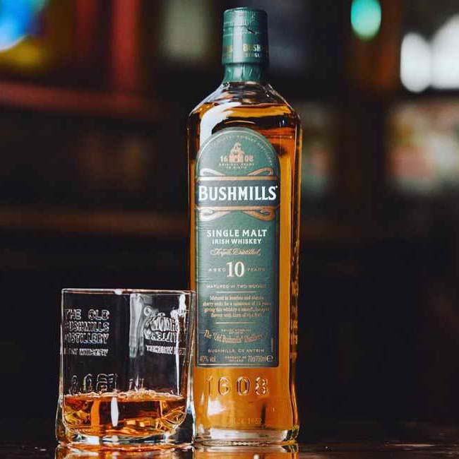 Виски Bushmills Malt 10 YO 0,7л 40% в Украине