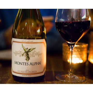 Вино Montes Alpha Chardonnay белое сухое 0,75л 13,5% купить