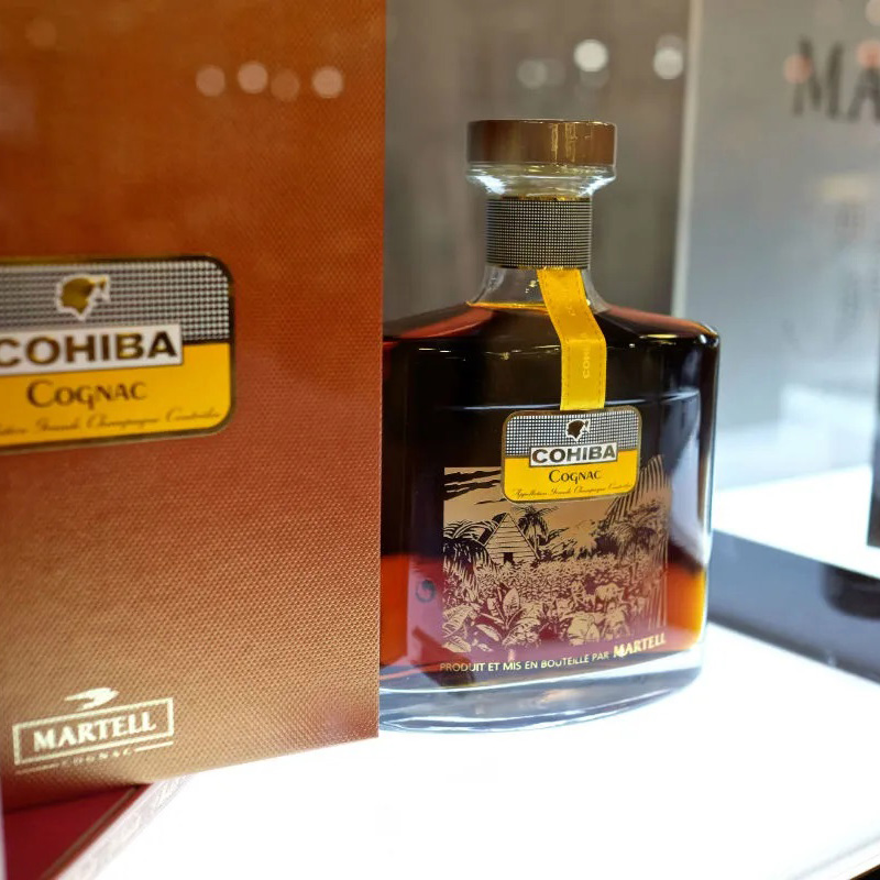 Коньяк Martell Cohiba 0,7л 43% в коробке купить