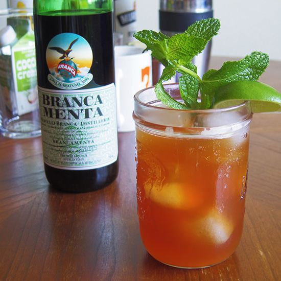 Лікер Branca Menta Фратели Бранка 0,7л 28% купити