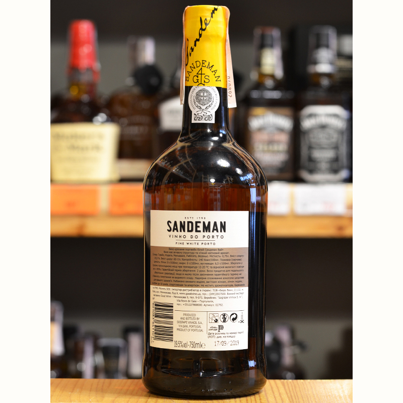 Портвейн Sandeman White Porto Sogrape Vinhos белый сладкий 0,75л 19,5% купить
