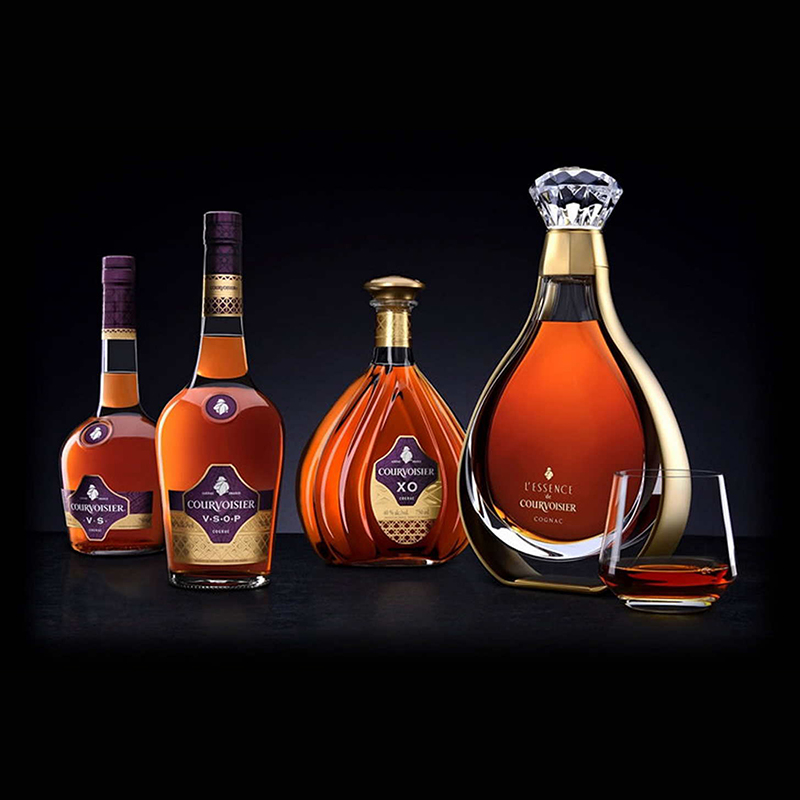 Коньяк Courvoisier VSOP 0,7л 40% с 2 бокалами купить