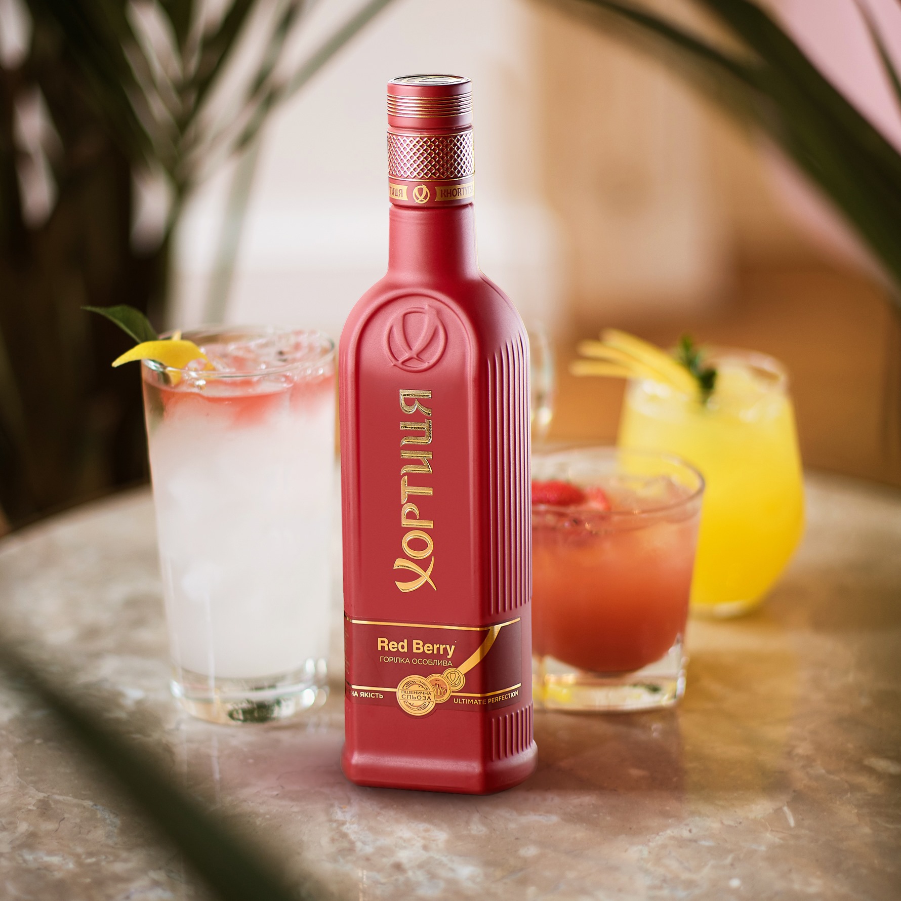 Горілка Хортиця Red Berry 0,5л 40% в Україні