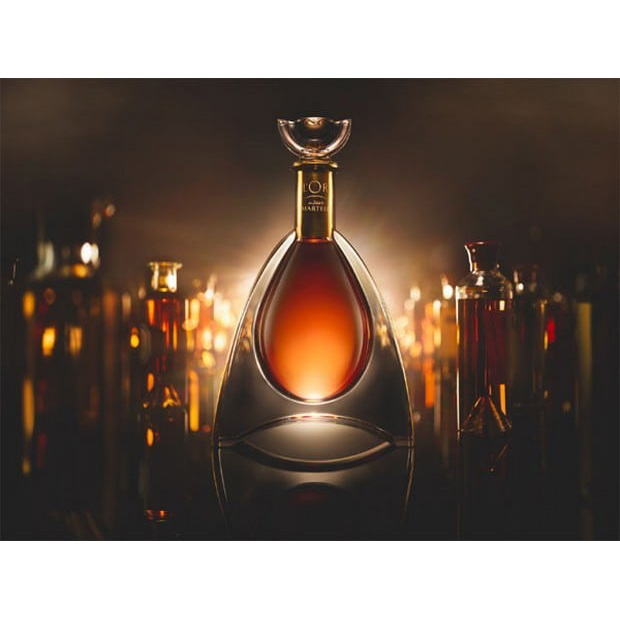 Коньяк Martell L'Or 0,7л 40% в престижной упаковке в Украине