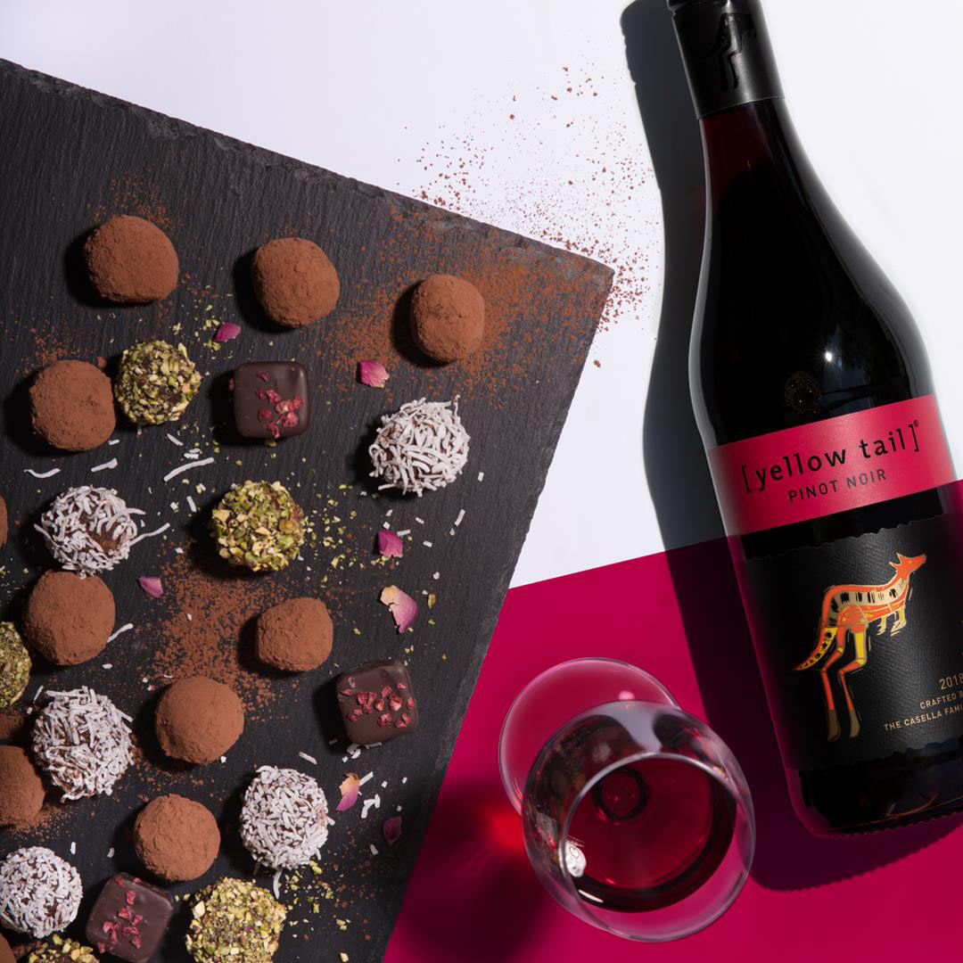 Вино Yellow Tail Pinot Noir червоне напівсухе 0,75л 13% купити