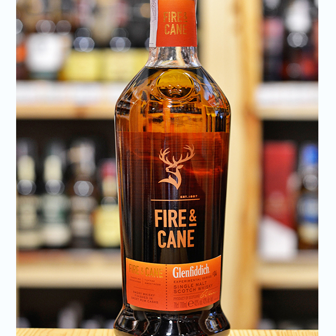 Виски односолодовый Glenfiddich Fire and Cane 8 лет выдержки 0,7 л 43% купить