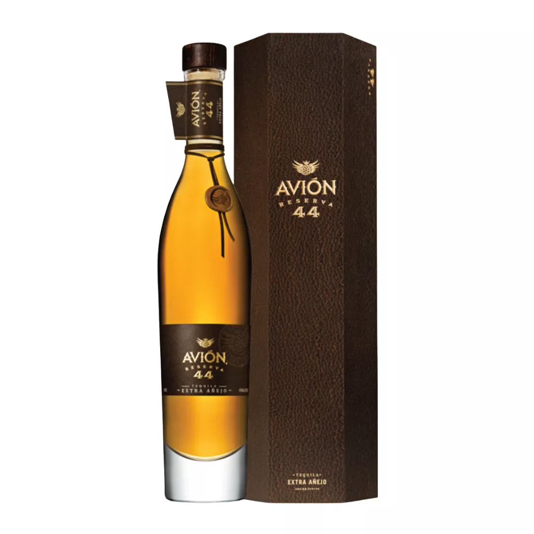 Текила Avion Reserva 44 Extra Anejo Highlands 100% Puro de Agave 0,75л 40%