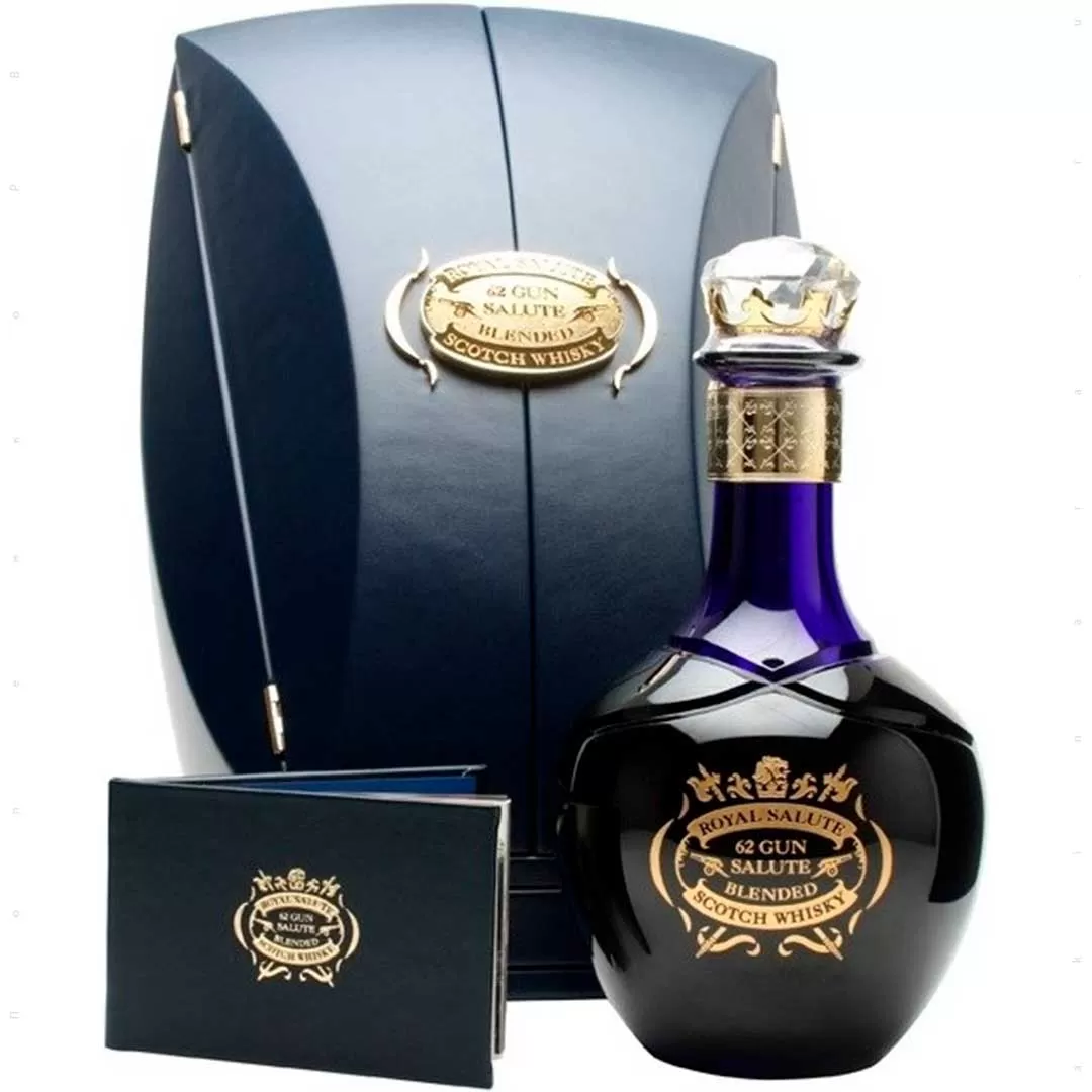 Виски Chivas Royal Salute 62 Gun Salute 1 л 43% в подарочной коробке