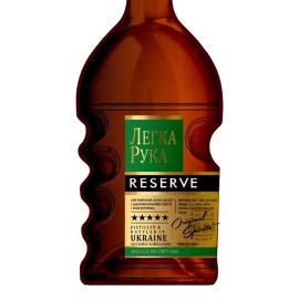 Напиток спиртовой Легка Рука Reserve с добавлением коньячных спиртов не меньше 5 лет 0,5л 40% купить