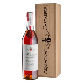 Арманьяк Armagnac Castarede 2000 янтарный в деревянной коробке 0,7л 40%