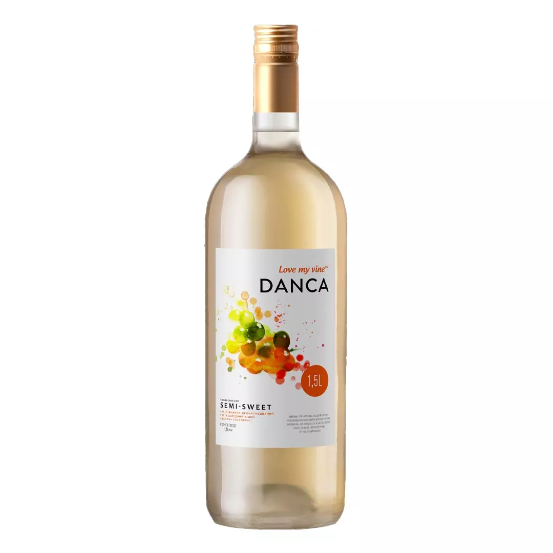 Напиток винный Danca белый полусладкий 1,5 л 8-8,5%
