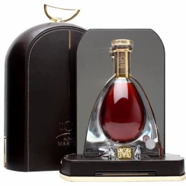 Коньяк Martell L'Or 0,7л 40% в престижной упаковке купить