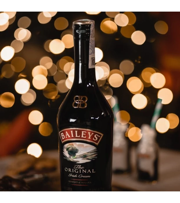 Лікер Baileys 0,7л 17% у подарунковій упаковці + 2 мол.чашки в Україні
