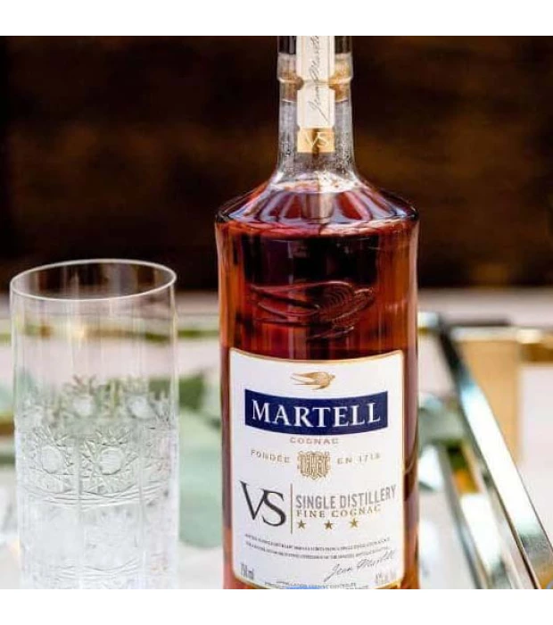 Коньяк Martell VS в коробке 0,7л 40% купить