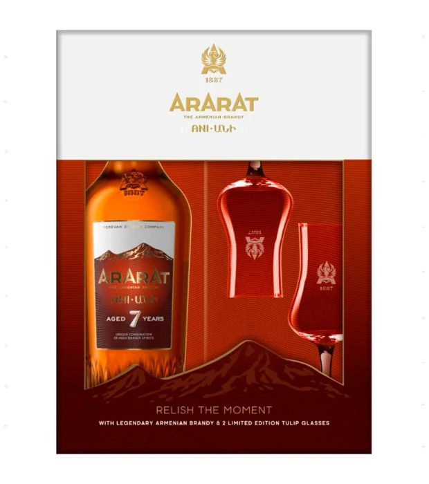 Набір бренді ARARAT Ani 7 років витримки 0,7л 40% + 2 келихи