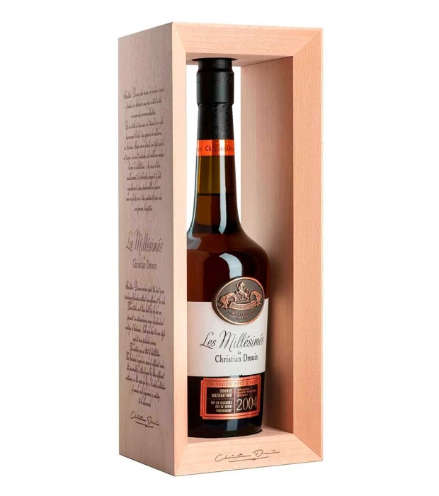 Кальвадос Christian Drouin Coeur de Lion Pays d'Auge 2004 деревянная коробка 0,7л 42%