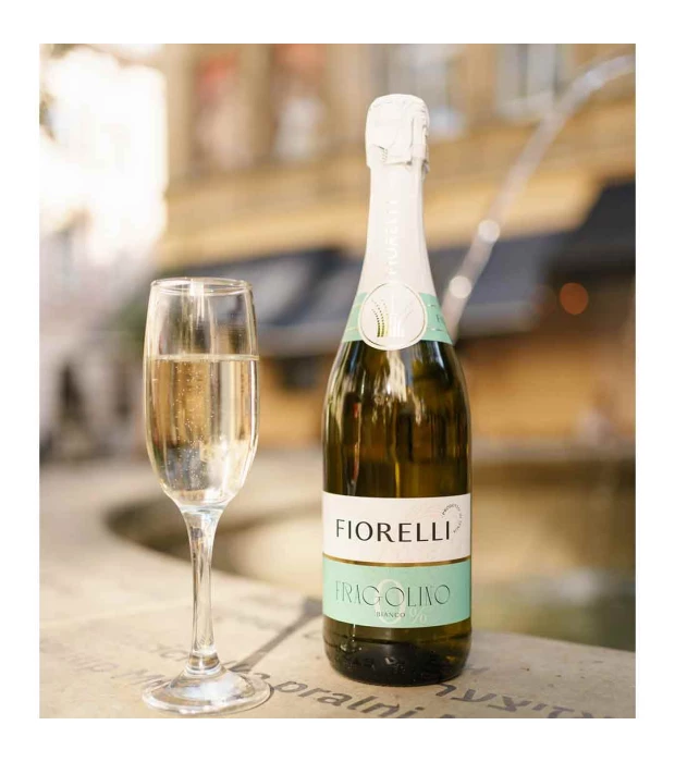 Напиток игристый Fragolino Bianco Zero Alcohol Fiorelli 0,75л б/а купить