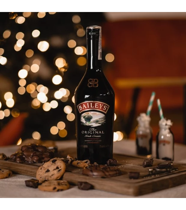 Лікер Baileys 0,7л 17% у подарунковій упаковці + 2 мол.чашки в Україні