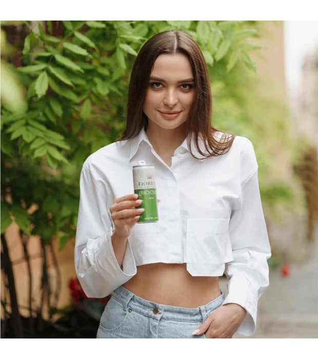 Напиток Fiorelli Fragolino Bianco на основе вина 0,25л 7% ж/б купить