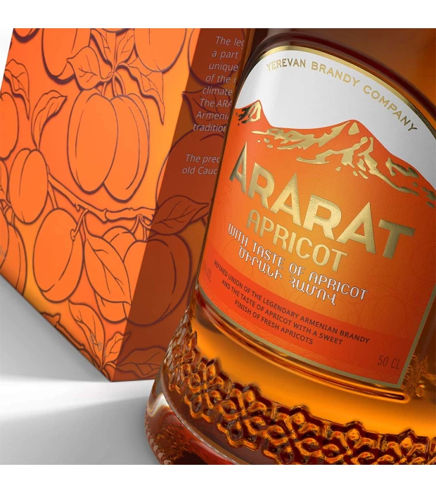 Напиток крепкий алкогольный Ararat Apricot 0,5л 30% в коробке купить