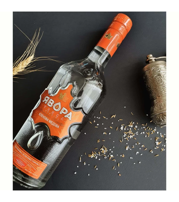 Водка Явора Кленовая медовая 0,5л 40% купить