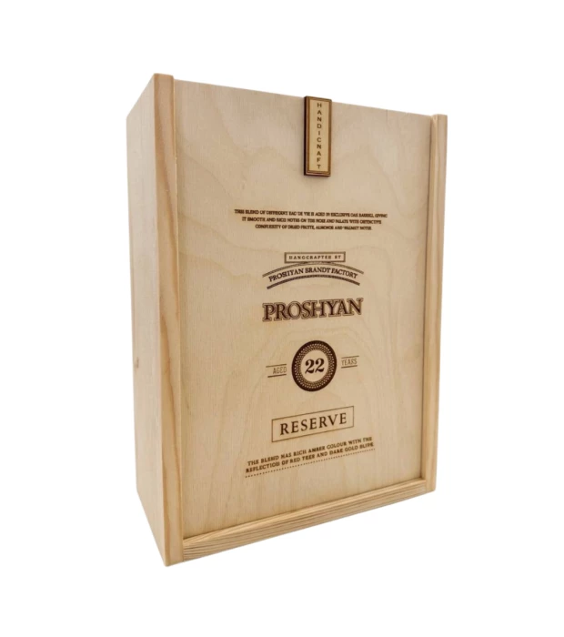 Бренди армянский Прошан 22 года 0,75л 40% с бокалами купить