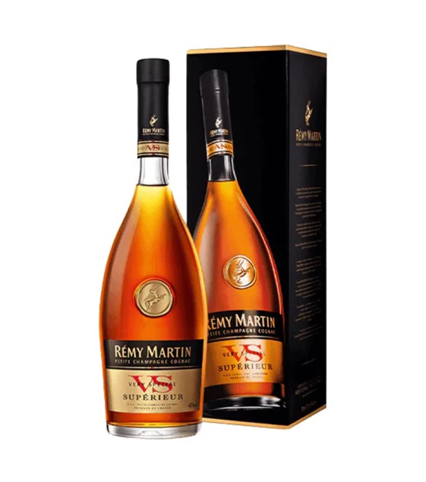 Коньяк Remy Martin Superior VS 0,5л 40% у коробці