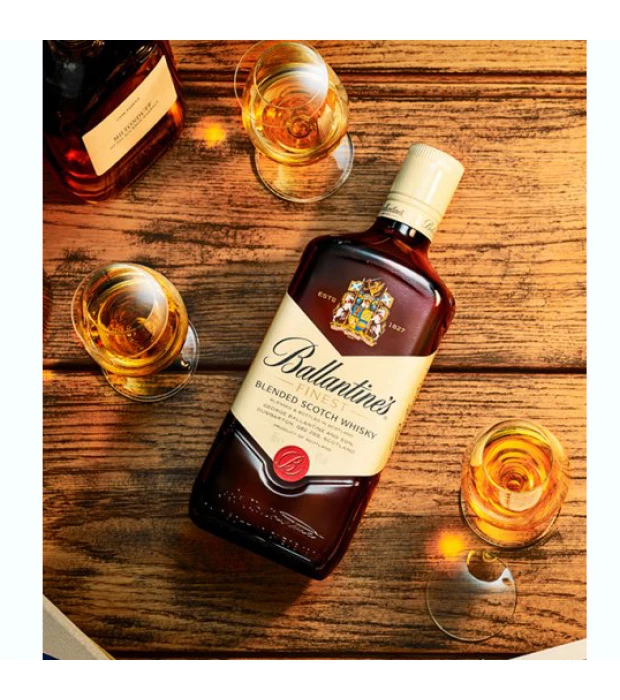 Виски Ballantine's Finest 0,7 л 40% + 2 бокала купить