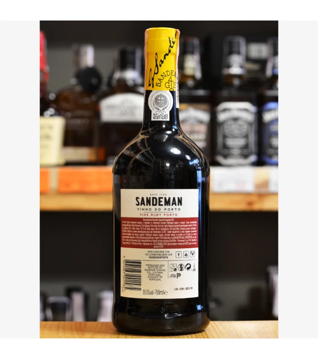 Портвейн  Sandeman Rubi крепленое красное 0,75л 19,5% купить