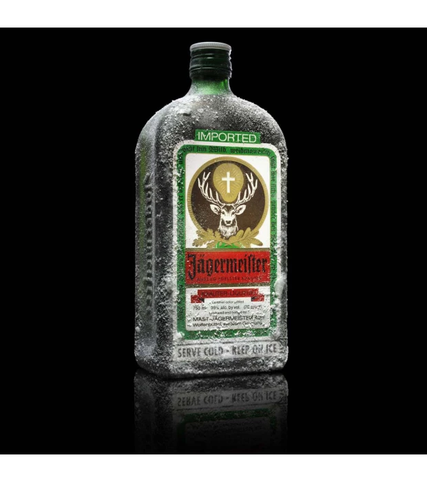 Ликер Jägermeister 0,7 л 35% + полигональные шоты купить