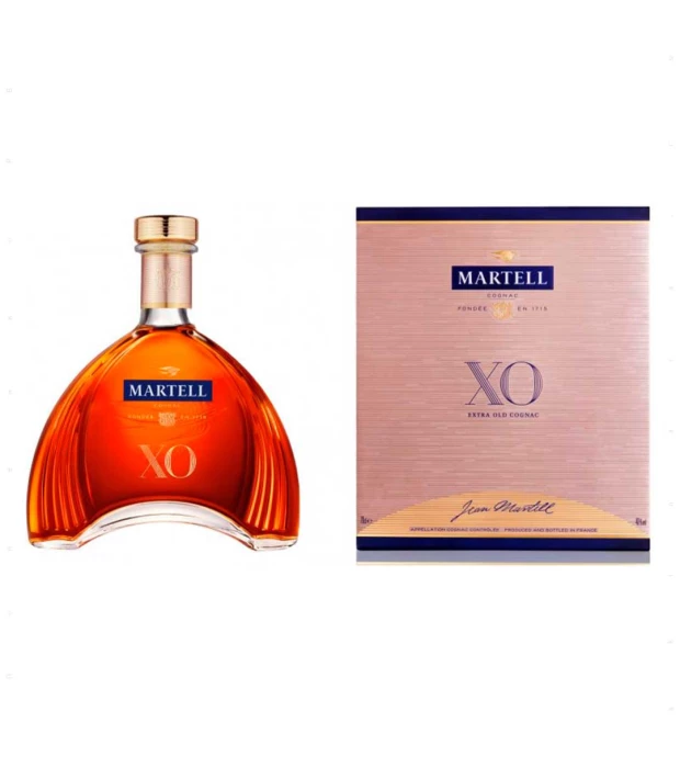 Коньяк Martell XO 0,7 л 40% в подарочной упаковке