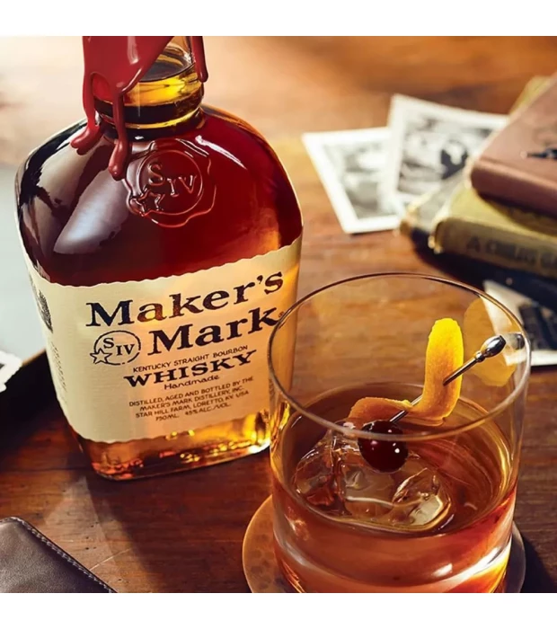 Віскі Maker's Mark 0,7 л 45% + 2 склянки купити