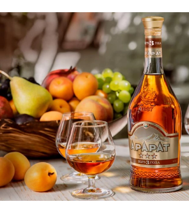 Бренди армянское Ararat 3 звезды 0,25л 40% купить