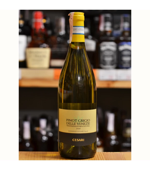 Вино Cesari Pinot Grigio delle Venezie DOC белое сухое 0,75л 12,5% купить