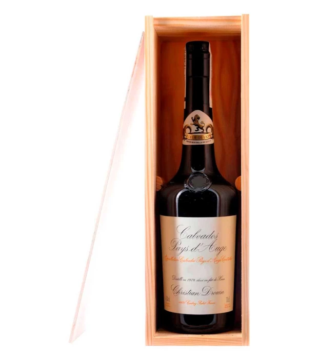 Кальвадос Coeur de Lion 1971, Calvados Christian Drouin деревянная коробка 0,75л 42%