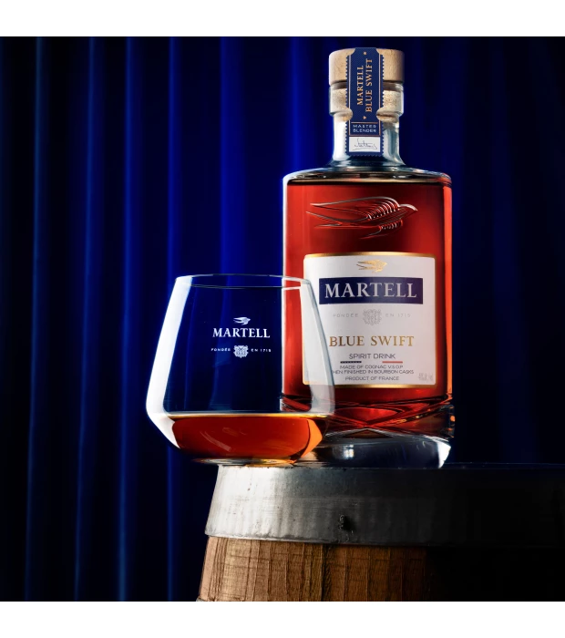 Коньяк французский Martell Blue Swift 0,7л 40% в Украине